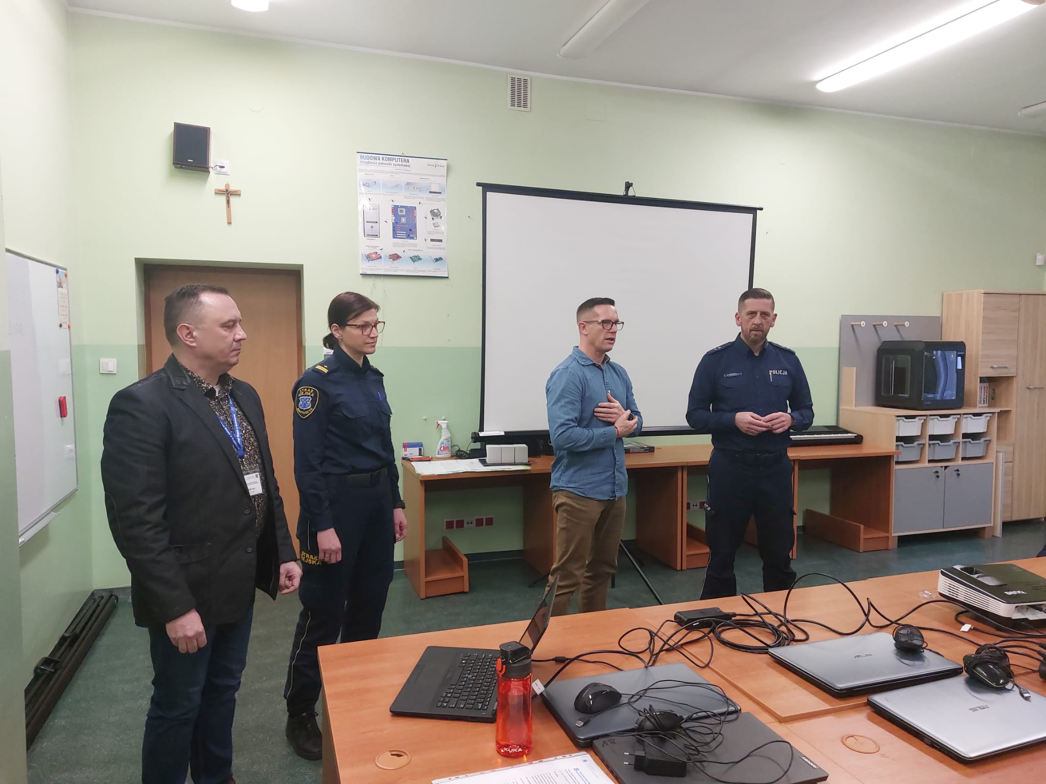Orpiszew lekcja z Ochrony ludności (7).jpg