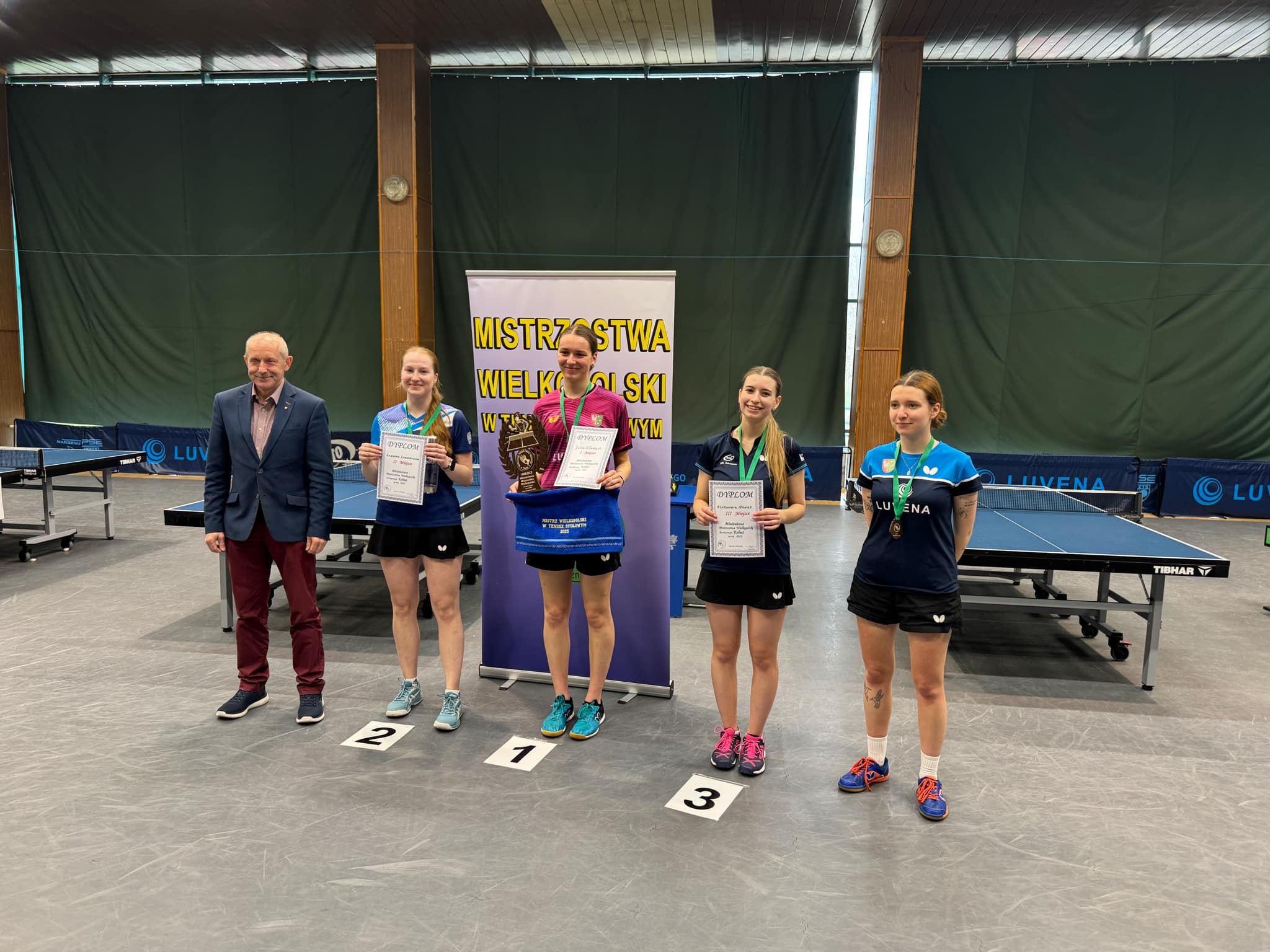 Tenis stołowy.jpeg