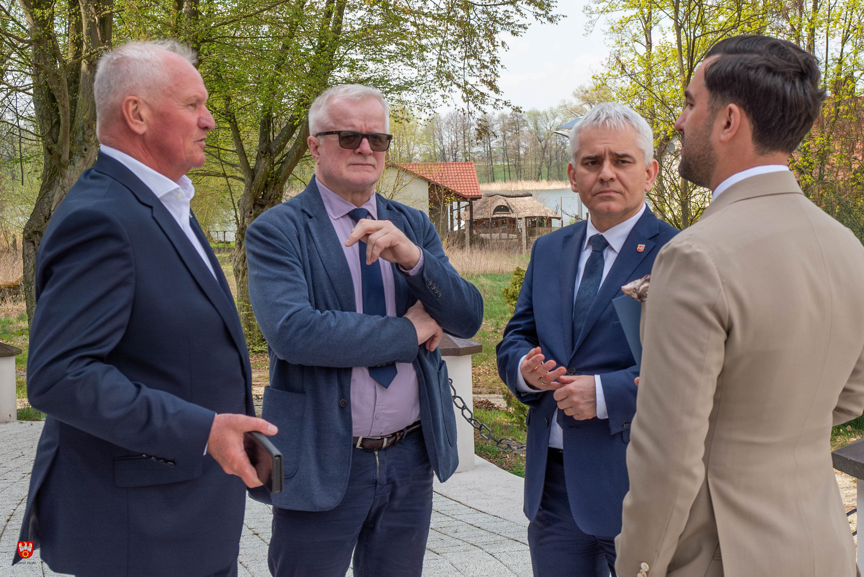 Umowa z najemcą pałacu w Nieżychowie (33).jpg