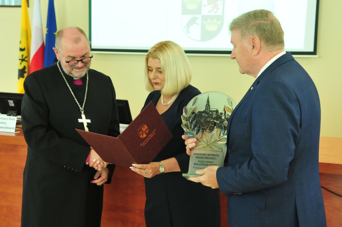 Waldemar Pytel Honorowym Obywatelem Świdnicy (2).jpg