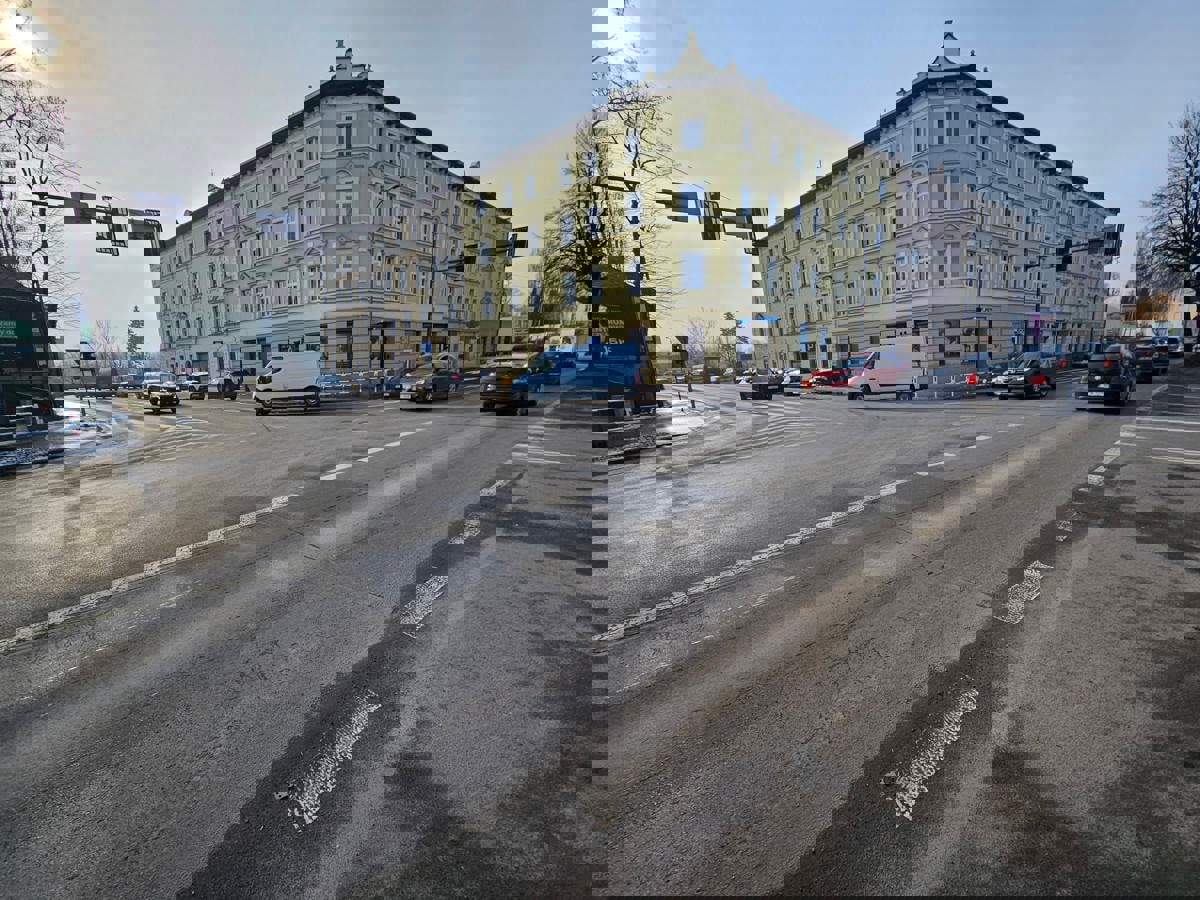 Miasto wspiera powiat - prawie 5 mln zł na rozbudowę skrzyżowania.jpeg