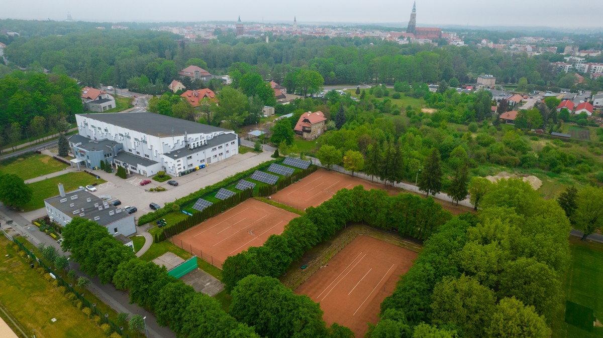 Szykują się wielkie inwestycje w tenisową infrastrukturę w Świdnicy (3).jpg