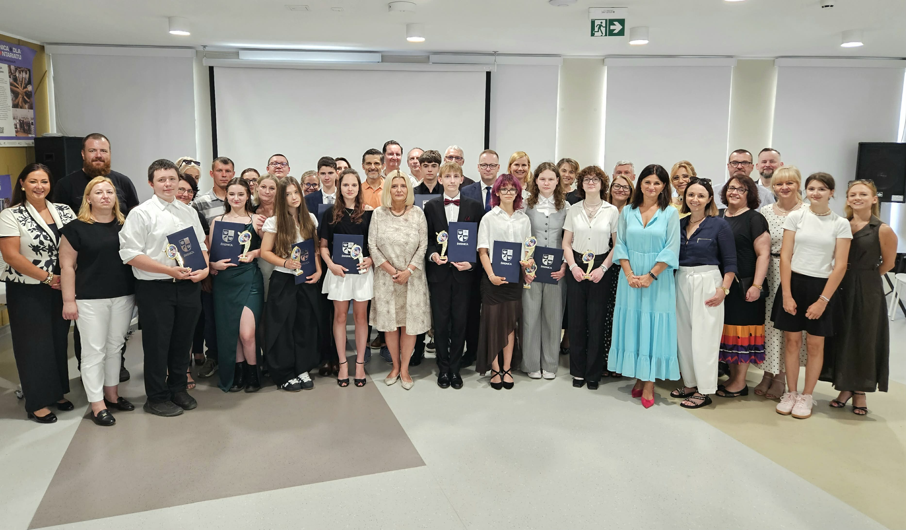 Najlepsi z najlepszych - świdniccy prymusi nagrodzeni (5).jpeg