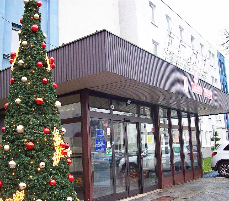 budynek urzędu święta2dobre.jpg